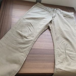 Men’s Levi’s color denim